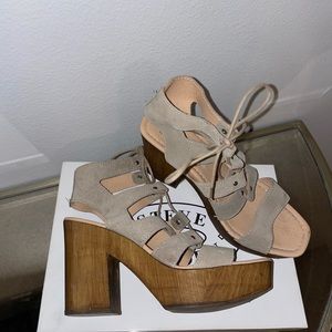 Steve Madden lace up wooden block wedges